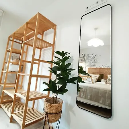 Junto A Ayuntamiento Y Playa 아파트 기욘