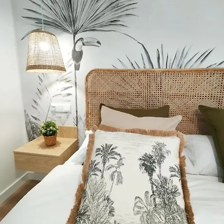 Junto A Ayuntamiento Y Playa 아파트